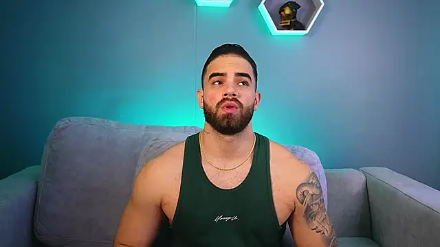 Snapshot of Paul_Phoenix chatting on 01-06-26, 06:22 Paul Phoenix online show from 01-06-26, 06:22