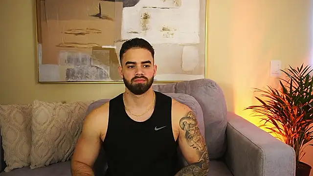 Snapshot of Paul_Phoenix chatting on 03-05-26, 09:22 Paul Phoenix online show from 03-05-26, 09:22