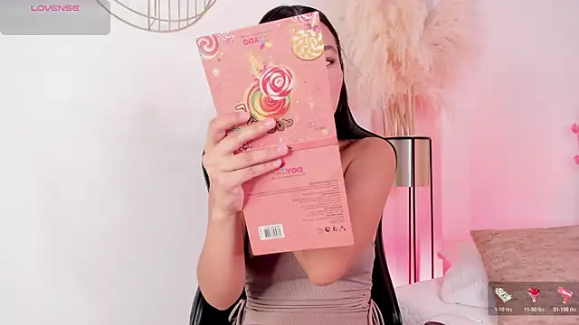 MartinnaGreco online show from 11-21-25, 08:40