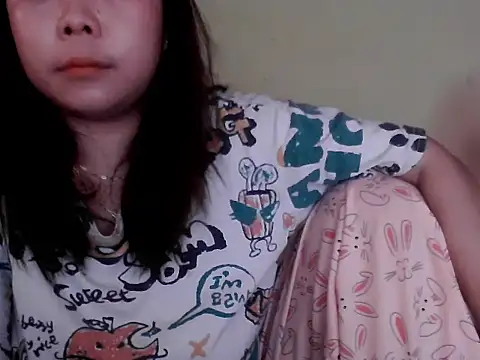 mimi15 online show from 04-28-26, 07:57