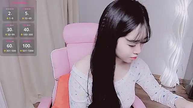 Miu-999 online show from 11-17-25, 07:03