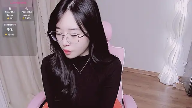 Miu-999 online show from 11-19-25, 02:11