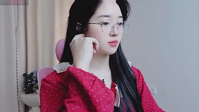 Snapshot of Miu-999 chatting on 01-14-26, 04:07 Miu-999 online show from 01-14-26, 04:07