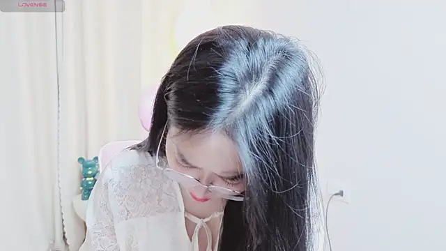 Snapshot of Miu-999 chatting on 02-23-26, 02:09 Miu-999 online show from 02-23-26, 02:09