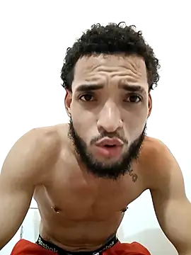 Snapshot of Utreh_ chatting on 10-31-25, 02:40 Utreh  online show from 10-31-25, 02:40