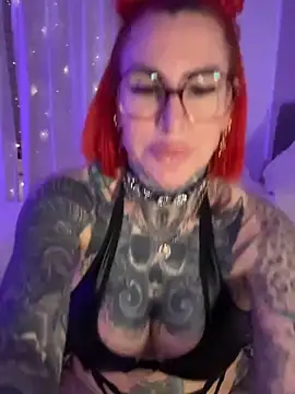 Snapshot of CatCoxx chatting on 03-05-26, 06:15 CatCoxx online show from 03-05-26, 06:15