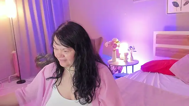 Snapshot of sandra_jackson chatting on 02-28-26, 02:45 sandra jackson online show from 02-28-26, 02:45