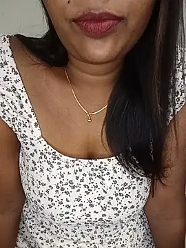 Tamil kavinila online show from 07-25-26, 04:15