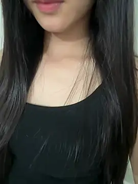 Snapshot of Desi_sara chatting on 05-23-26, 04:18 Desi sara online show from 05-23-26, 04:18