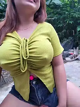 Akira sera online show from 10-31-25, 09:43