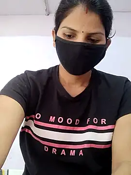 Snapshot of poojam93 chatting on 11-19-25, 02:55 poojam93 online show from 11-19-25, 02:55