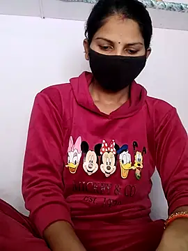 Snapshot of poojam93 chatting on 11-25-25, 04:01 poojam93 online show from 11-25-25, 04:01