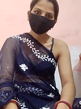 Snapshot of poojam93 chatting on 02-07-26, 05:22 poojam93 online show from 02-07-26, 05:22