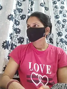 Snapshot of poojam93 chatting on 02-25-26, 01:59 poojam93 online show from 02-25-26, 01:59