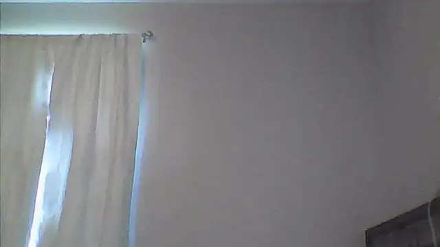 sarahkat86 online show from 04-04-26, 10:07