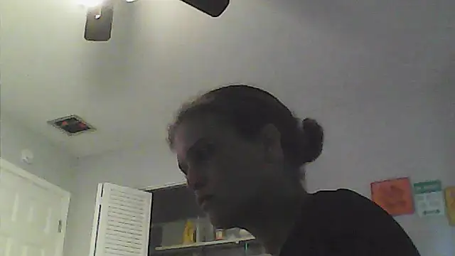 sarahkat86 online show from 05-19-26, 09:32