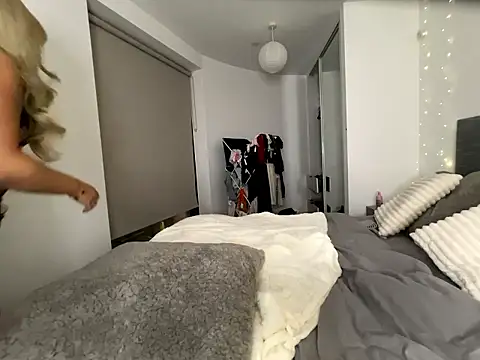 Snapshot of Laceyvipx chatting on 01-10-26, 06:09 Laceyvipx online show from 01-10-26, 06:09