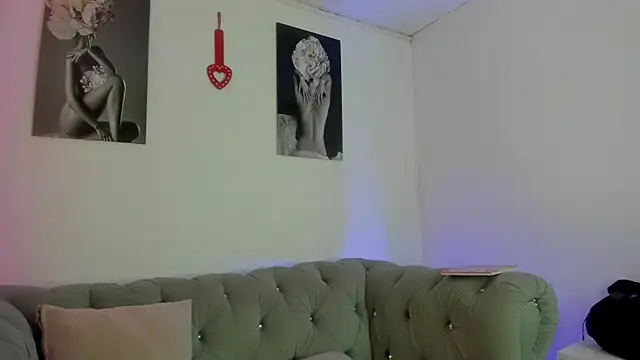 Snapshot of Jade_rey_ chatting on 12-18-25, 03:12 Jade rey online show from 12-18-25, 03:12