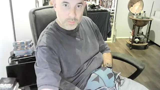 Chrisprngr online show from 07-24-26, 07:34