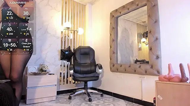 Snapshot of Ariagh_ chatting on 01-17-26, 07:39 Ariagh online show from 01-17-26, 07:39