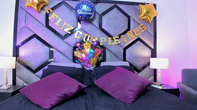 Snapshot of SuzzieSweet chatting on 01-06-26, 10:56 SuzzieSweet online show from 01-06-26, 10:56