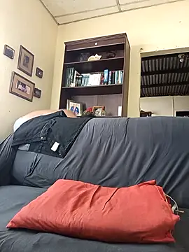 Catire10  online show from 04-28-26, 06:57