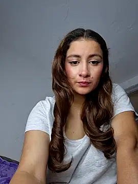 Snapshot of aytanna_torrez chatting on 09-24-25, 06:33 aytanna torrez online show from 09-24-25, 06:33