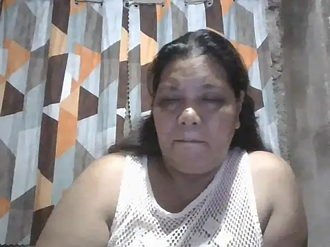 Snapshot of xxbernxxx chatting on 05-15-26, 12:34 xxbernxxx online show from 05-15-26, 12:34