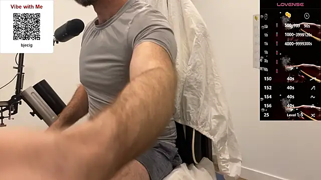 Snapshot of TheDonnyBasilisk chatting on 03-04-26, 04:13 TheDonnyBasilisk online show from 03-04-26, 04:13