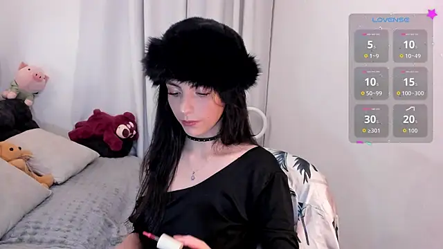 Snapshot of sarah_saenz_ chatting on 08-01-26, 06:23 sarah saenz online show from 08-01-26, 06:23