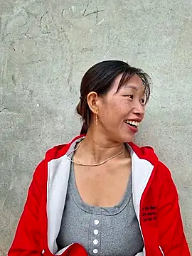 ngocngoc cute online show from 10-14-25, 04:02