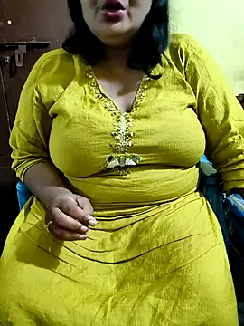 Snapshot of Swapna_Hyd chatting on 10-18-25, 04:26 Swapna Hyd online show from 10-18-25, 04:26