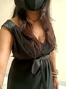 Snapshot of soni_yhakur chatting on 10-13-25, 05:51 soni yhakur online show from 10-13-25, 05:51