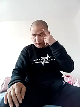 CWQ123 online show from 12-17-25, 07:58