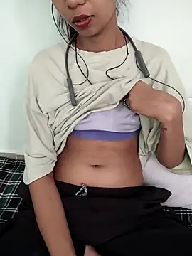 Snapshot of Anjana_Lovely chatting on 10-08-25, 04:43 Anjana Lovely online show from 10-08-25, 04:43