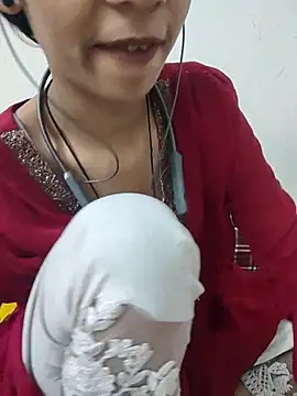 Snapshot of Anjana_Lovely chatting on 10-18-25, 07:31 Anjana Lovely online show from 10-18-25, 07:31