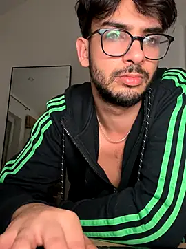 Gipsyboysteve online show from 11-24-25, 04:45