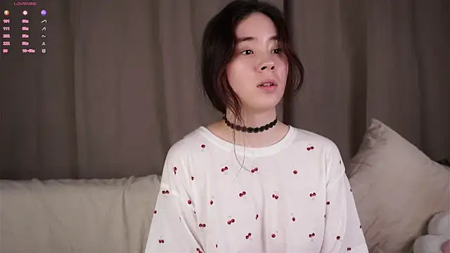 Snapshot of AlbertaClack chatting on 01-14-26, 11:27 AlbertaClack online show from 01-14-26, 11:27