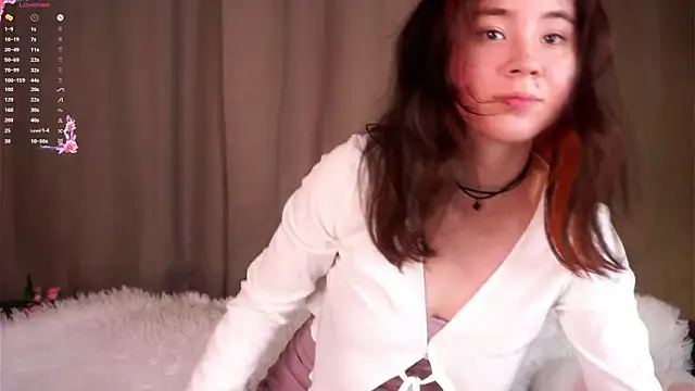 Snapshot of AlbertaClack chatting on 02-19-26, 11:28 AlbertaClack online show from 02-19-26, 11:28