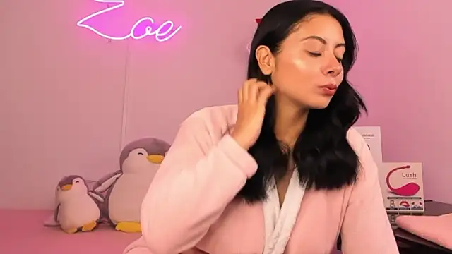 zoecams1 online show from 03-19-26, 07:51