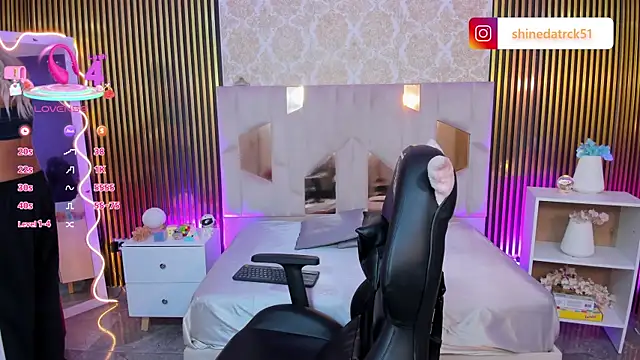 Shinedark tay1 online show from 09-20-25, 03:29