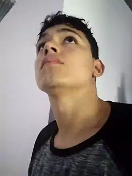 Snapshot of ZackJ7 chatting on 09-11-25, 02:17 ZackJ7 online show from 09-11-25, 02:17