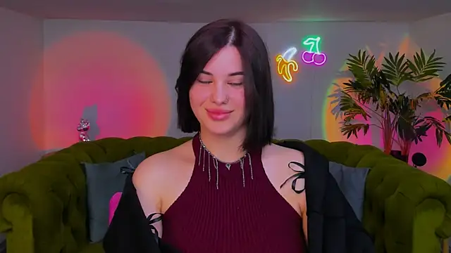 lil angel  online show from 11-14-25, 06:12