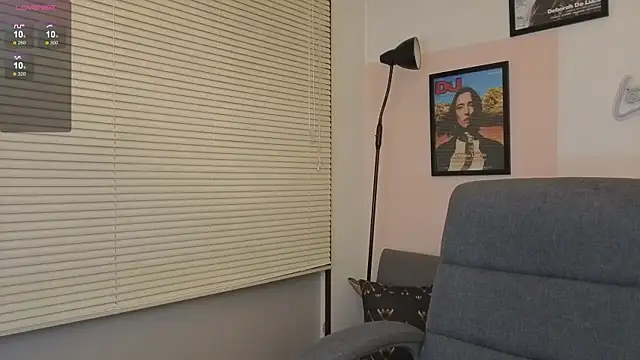 SujannaVarma  online show from 10-28-25, 12:36