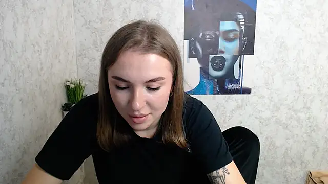 JuliaTopp  online show from 09-27-25, 08:19