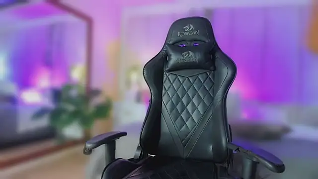 Snapshot of mia_rousse25 chatting on 01-16-26, 03:10 mia rousse25 online show from 01-16-26, 03:10