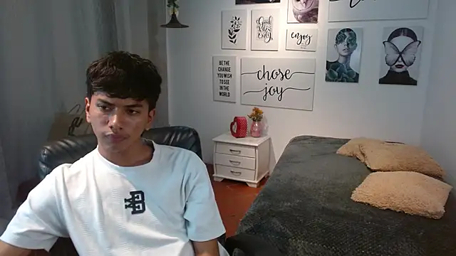 markbowie online show from 11-28-25, 06:43