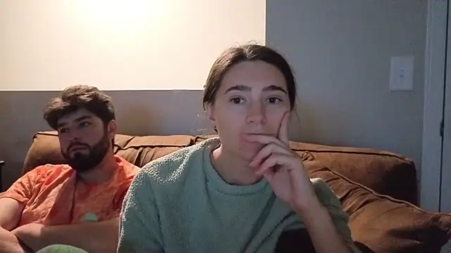 Snapshot of bambifarrina chatting on 04-15-26, 12:17 bambifarrina online show from 04-15-26, 12:17