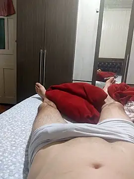 Snapshot of Gustavo198045 chatting on 09-19-25, 01:29 Gustavo198045 online show from 09-19-25, 01:29