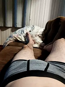 Snapshot of Gustavo198045 chatting on 12-19-25, 03:46 Gustavo198045 online show from 12-19-25, 03:46